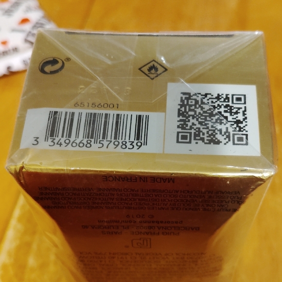 Paco Rabanne 1 Million Parfum in Gold and Black - Picture 3 of 4